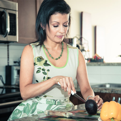 Coaching Betsy Coach Betsy Cutting healthy food